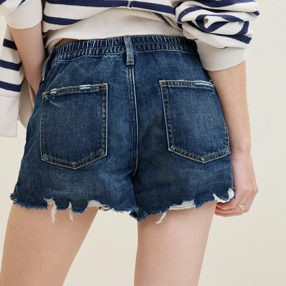 Aerie NWT Daydream Distressed Denim Short Rocky Blue size Large - Picture 2 of 8